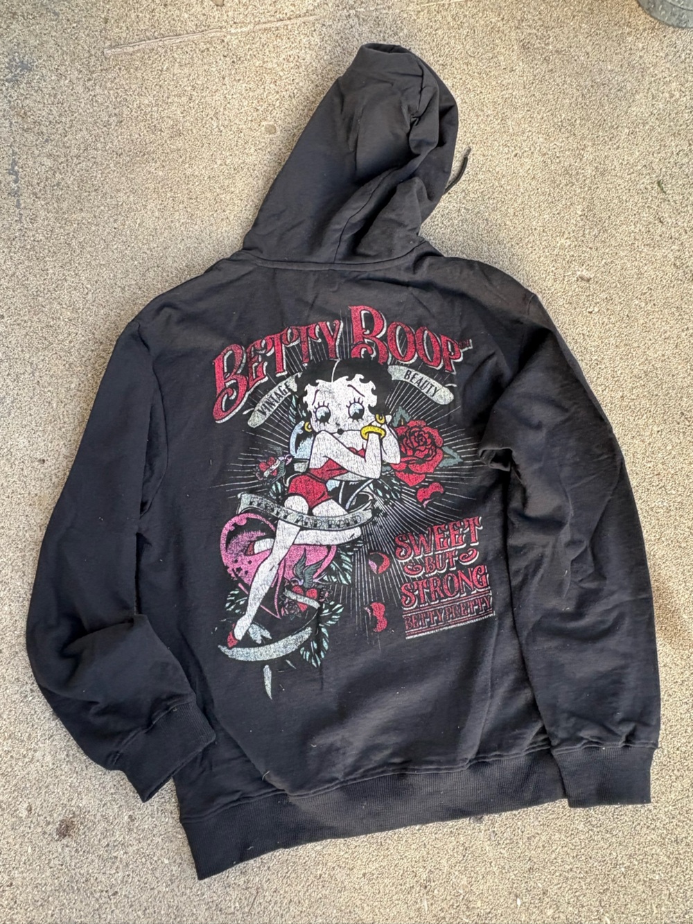 BETTY BOOP GRAPHIC HOODIE 🖤